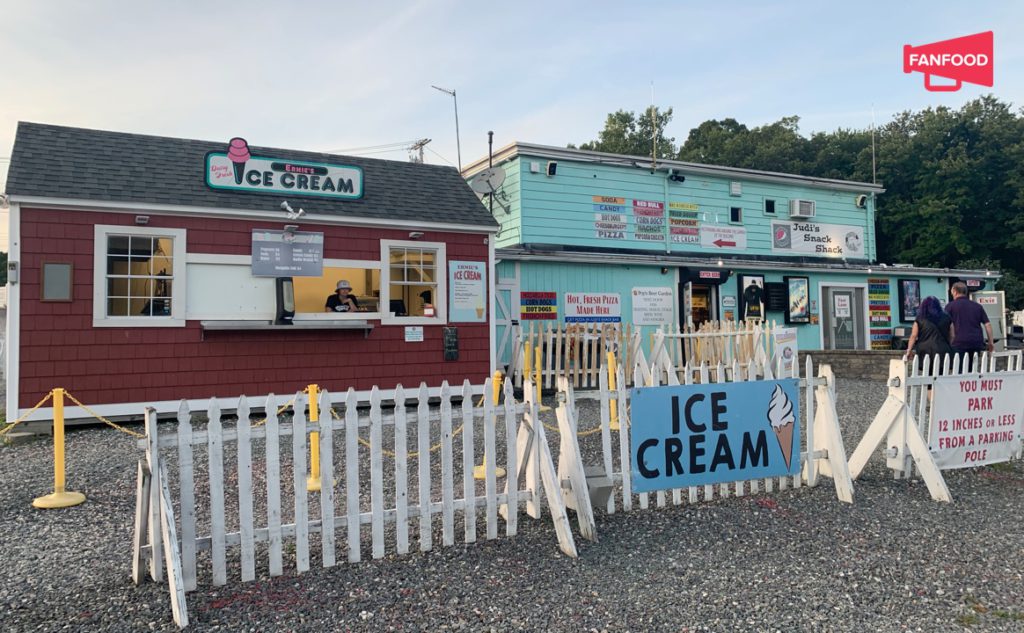 Mendon Drive-in concession stand on FanFood blog